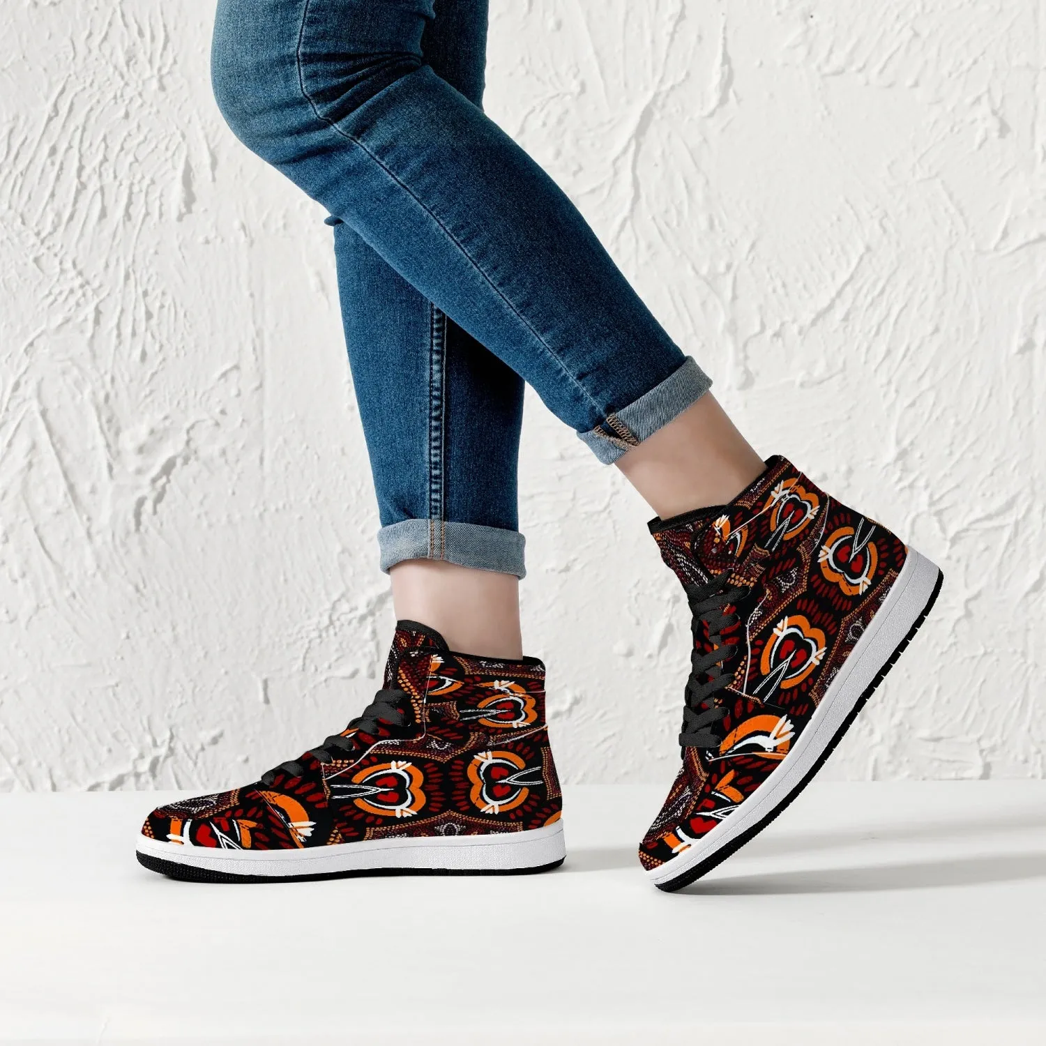 209. High-Top Leather Sneakers - White / Black