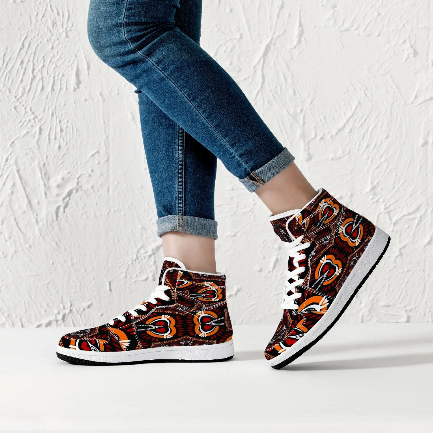 209. High-Top Leather Sneakers - White / Black