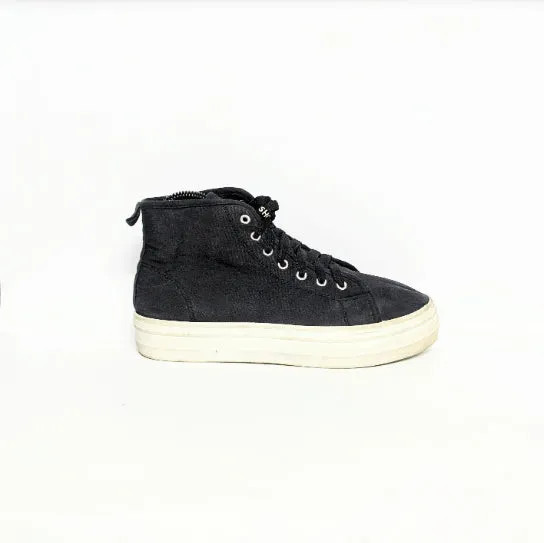 Black Convas Hightop Sneakers