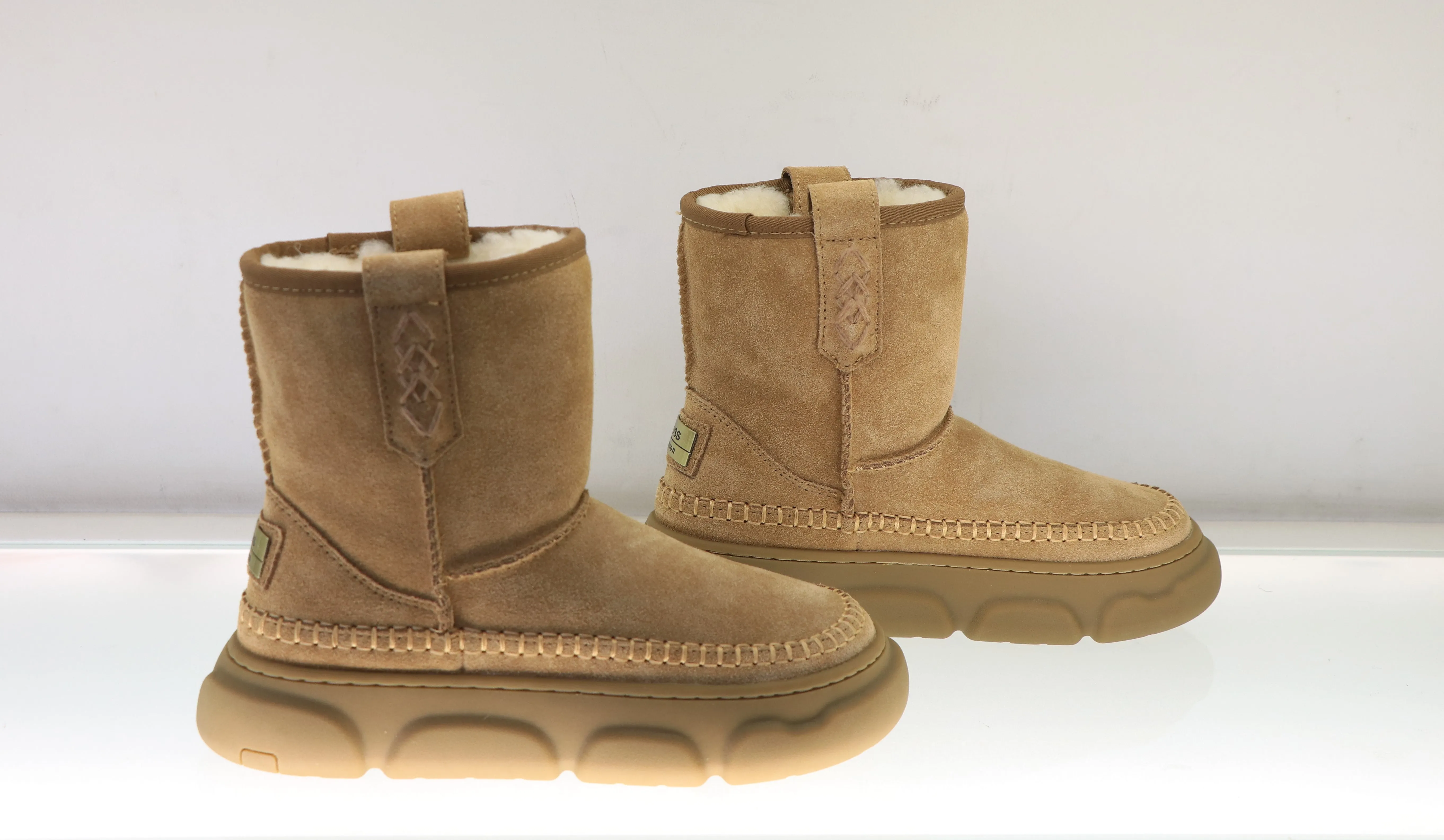 KIOSS UGGS Style Mid Boots