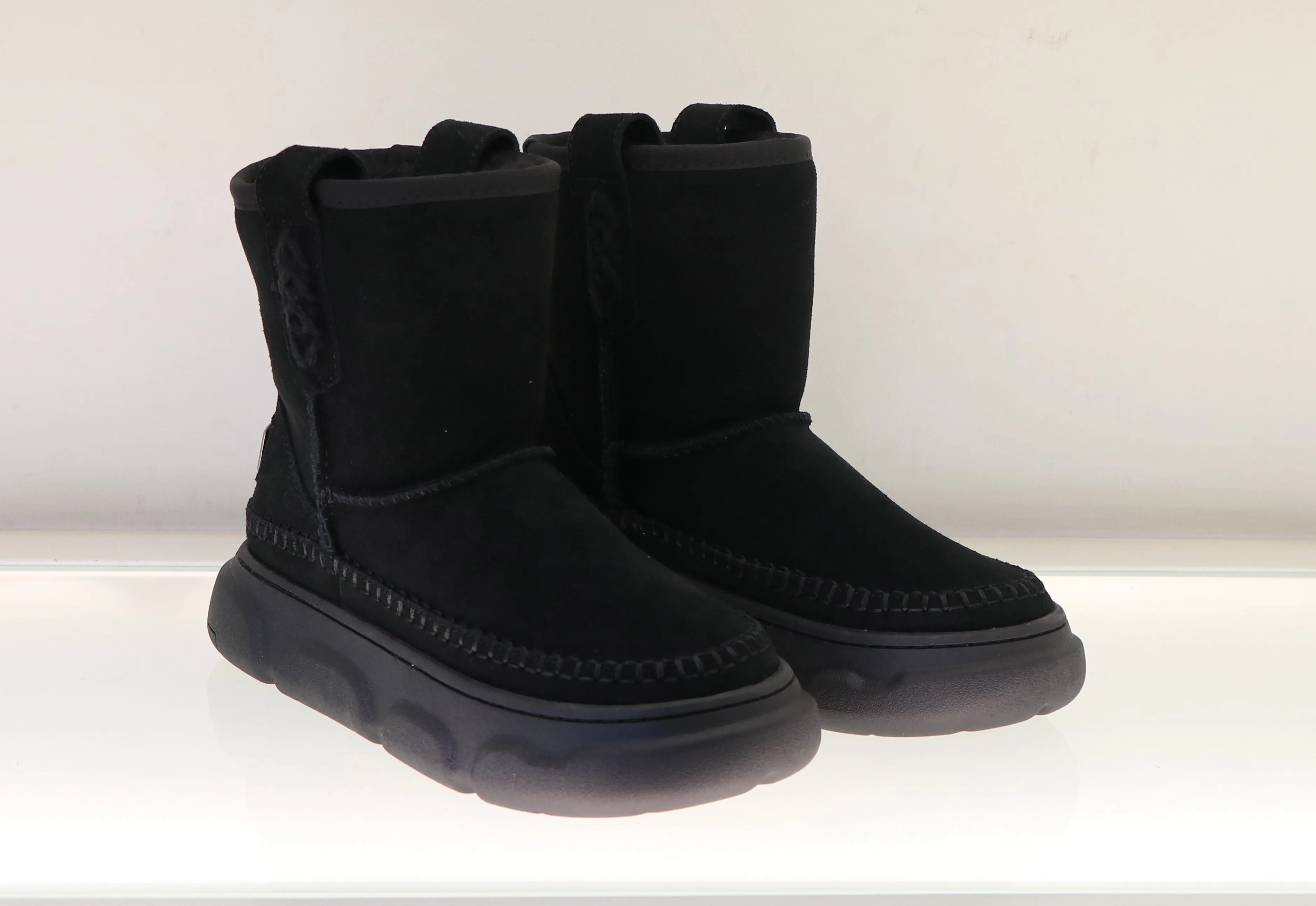 KIOSS UGGS Style Mid Boots